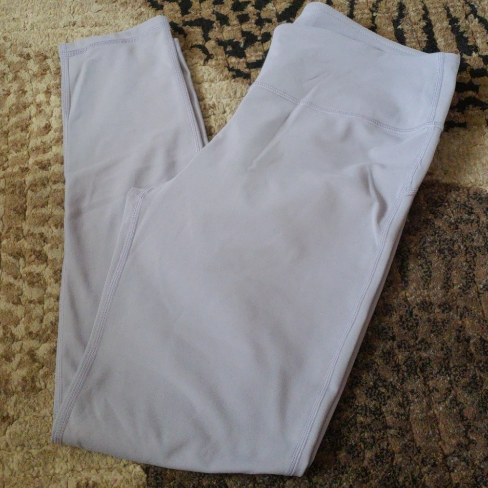 Fabletics 7/8 length leggings